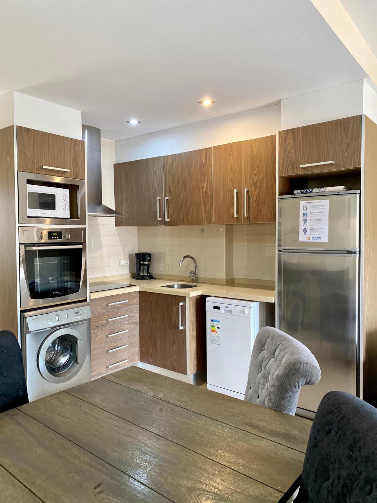 Apartamentos Carlton Vyb دينايا المظهر الخارجي الصورة