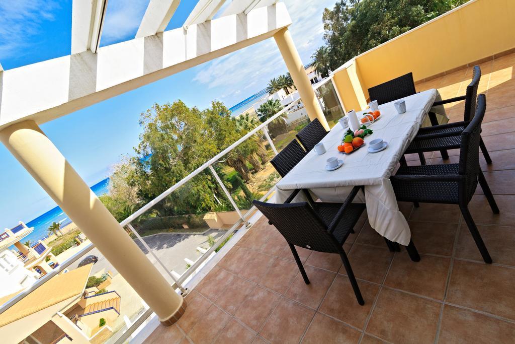 Apartamentos Carlton Vyb دينايا المظهر الخارجي الصورة