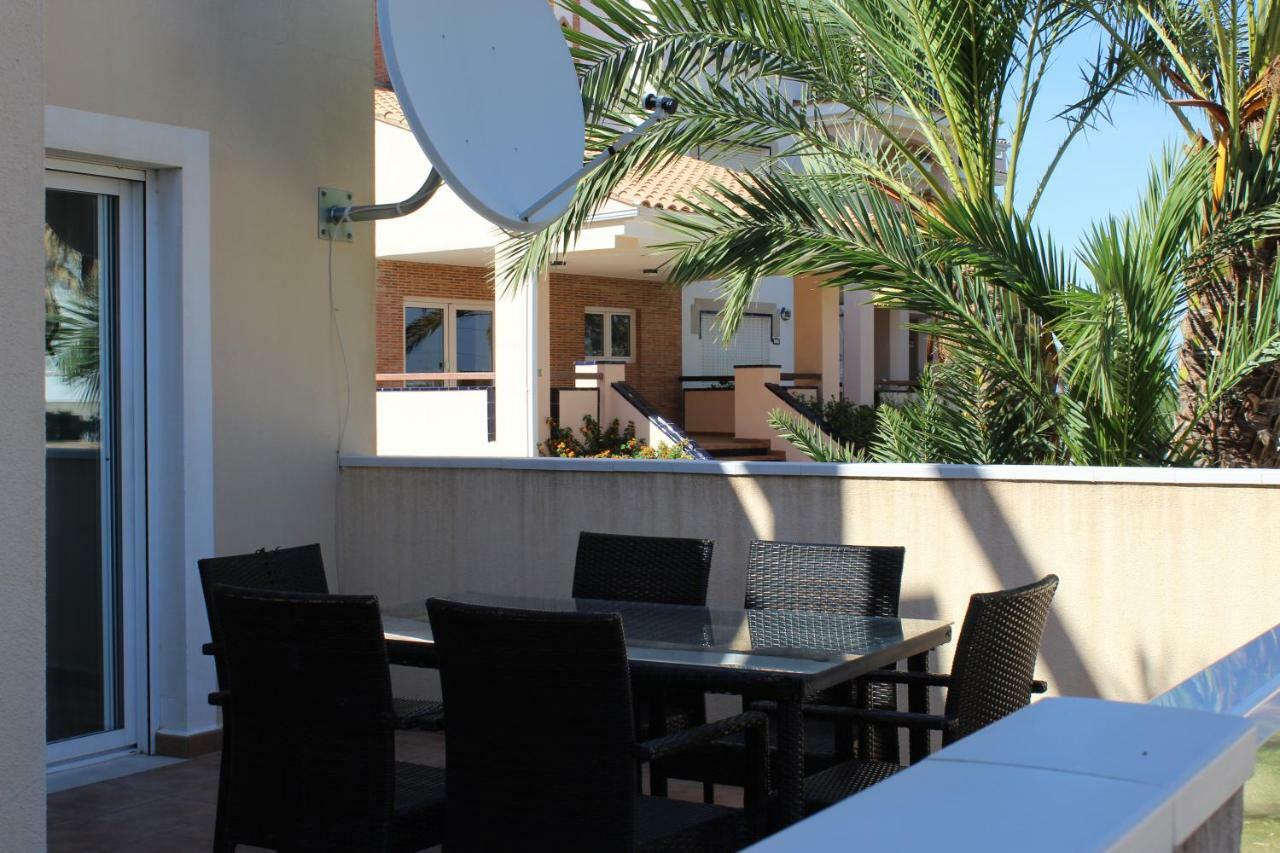 Apartamentos Carlton Vyb دينايا المظهر الخارجي الصورة